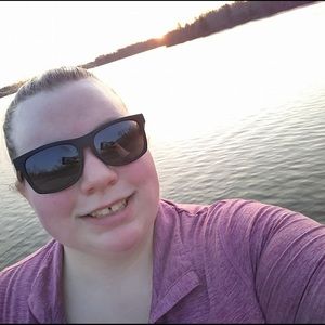 Meet your Posher, Allison